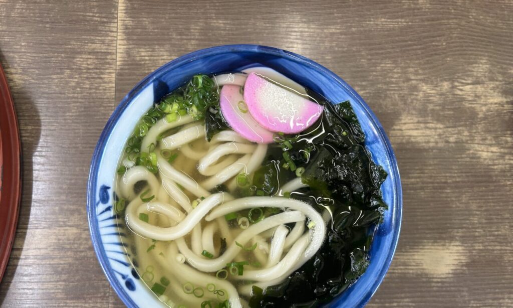 【中津市】うどんはもちろん、蕎麦や唐揚げも絶品の「卯呑や」。ネギ抜き、柚胡椒などのリクエストもOK。