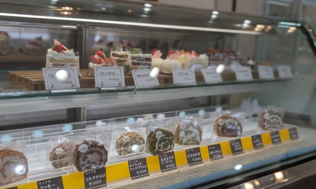 【中津市】ふわふわ生地で手土産にぴったりのケーキがある『Spuntino 3じのおやつ』