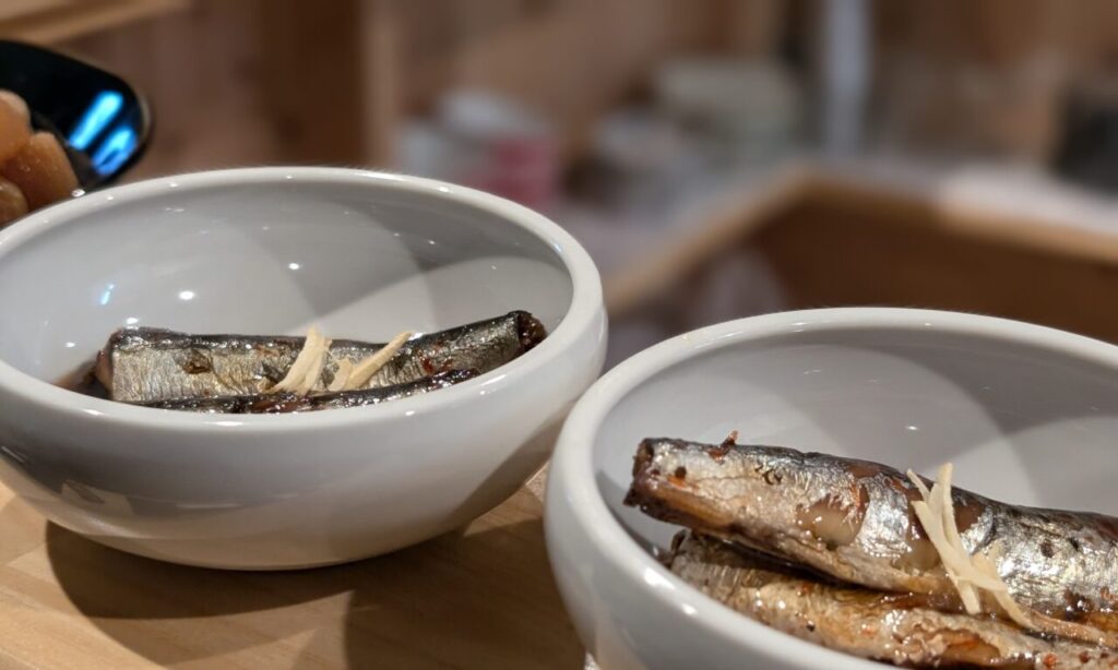 【中津市】家庭的な優しい味の『三日月』で穏やかにお食事が楽しめます。
