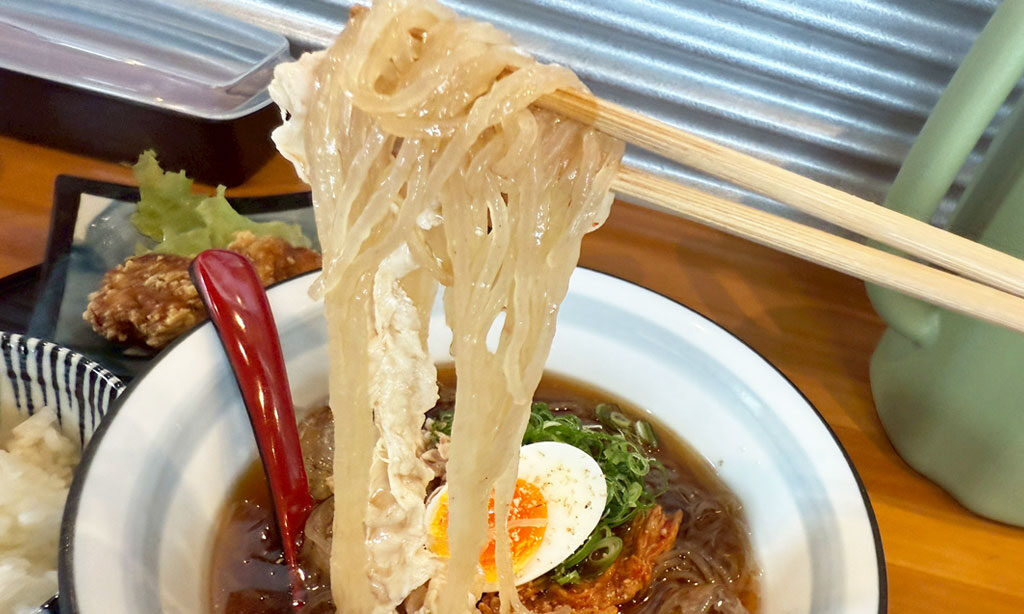 【宇佐市】『大分辛麺 くうかい』で夏限定の特製冷麺!スープの旨みがクセになる一杯