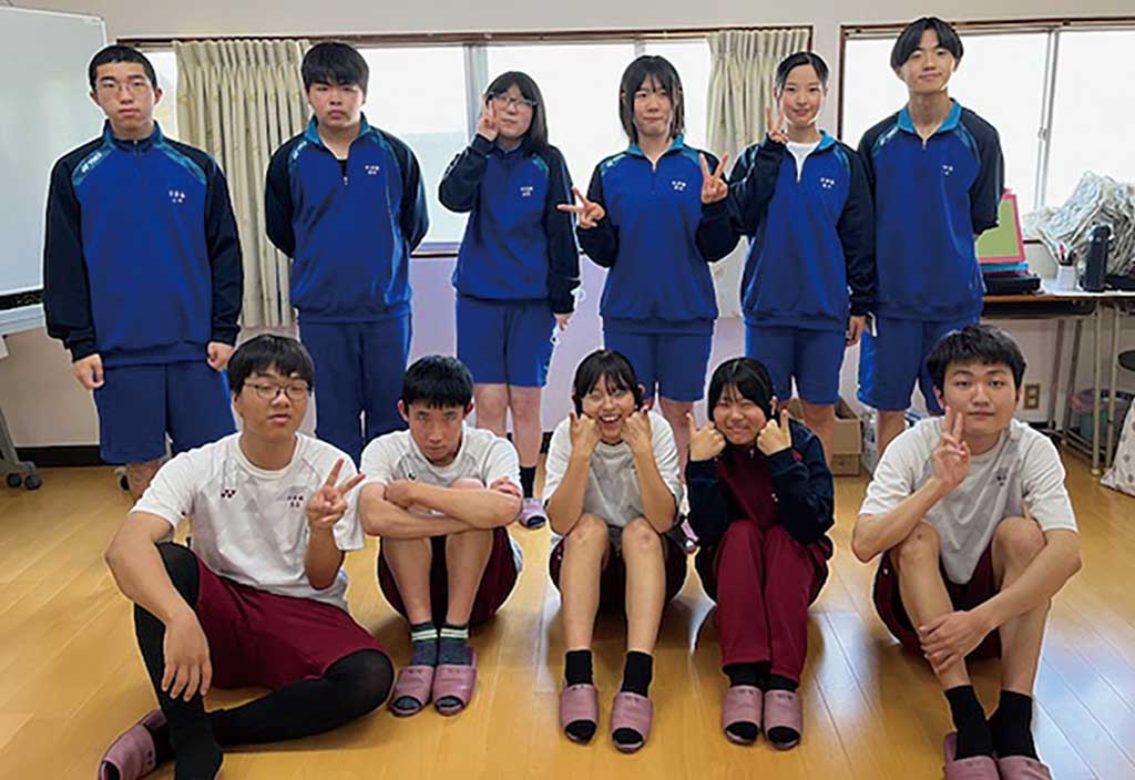 フリーマガジンスマイル連載企画『スクール&チーム』(中津南高校耶馬溪校 生活福祉コースのみなさん)