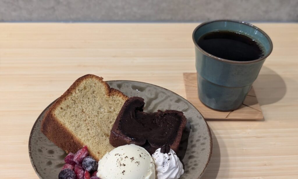 【大分市】コーヒー、スイーツ、器にも魅了される『Create Coffee Lab  中島 Cafe&Gallery』