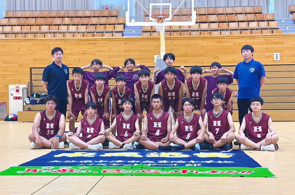 フリーマガジンスマイル連載企画『スクール&チーム』(中津市立豊陽・城北中学校合同チーム 男子バスケットボール部のみなさん)