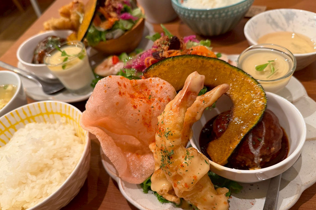 【中津市】気分が上がる贅沢ワンプレート! おしゃれカフェランチを楽しむなら『イエールタウンキッチン』へ