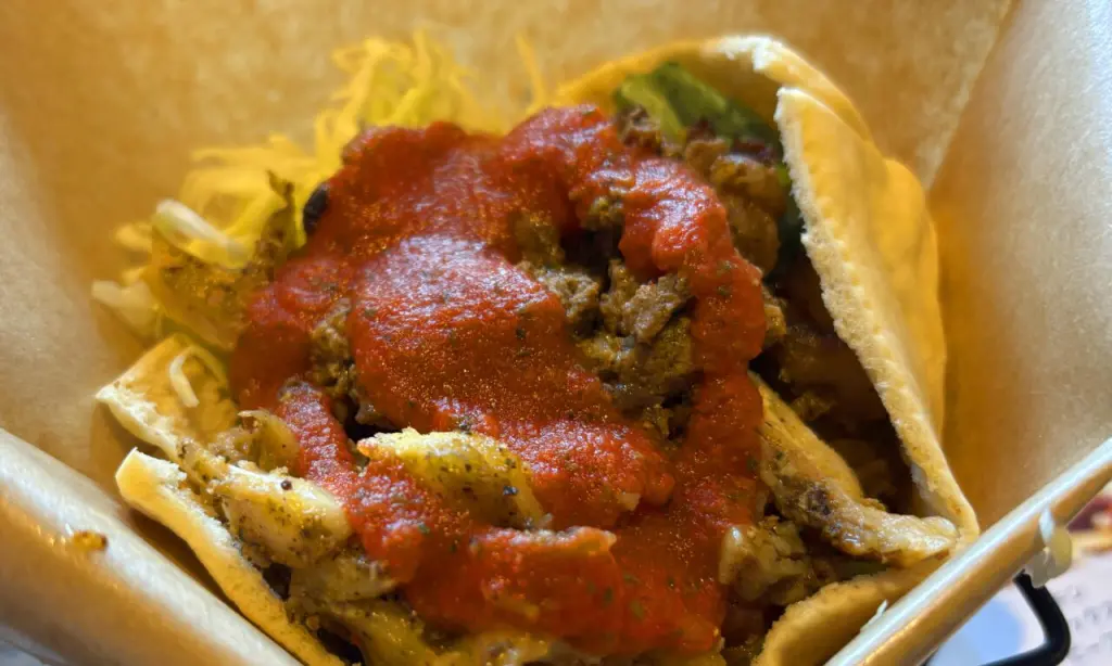 【上毛町】 絶品ケバブとトルコ料理の数々が味わえる『アンネキッチン チョクチョク』