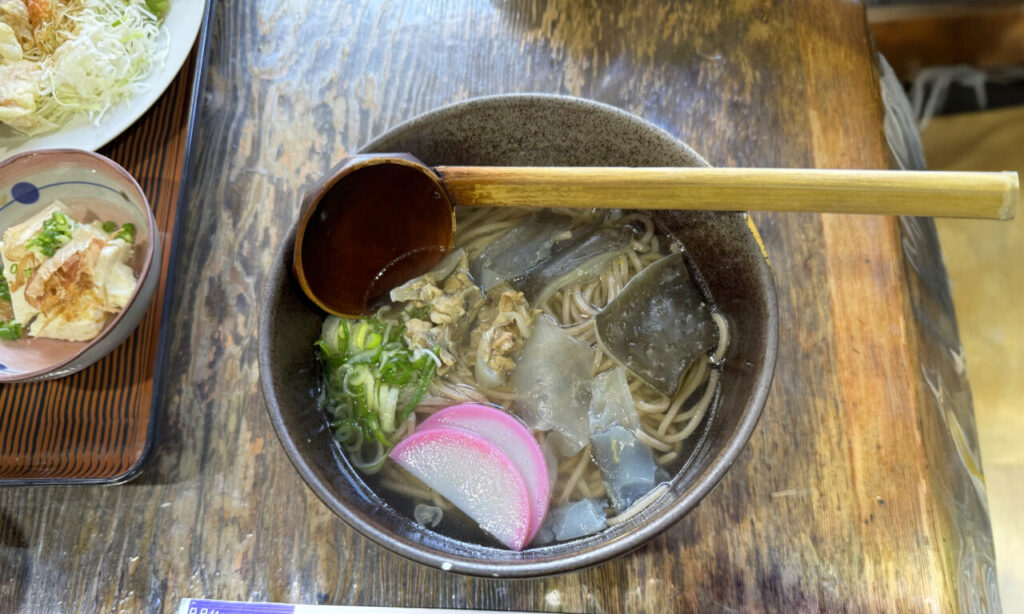 【安心院】『里の駅 小の岩の庄』ドライブ途中に立ち寄りたい、地元グルメ(すっぽん)と癒やしの里の駅