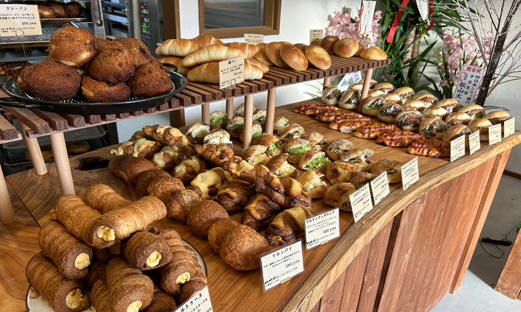 【中津市】『ダルマベーカリー』《パン編》人気の焼き立てパンを徹底紹介 – 12/6(土)新店舗移転オープン!