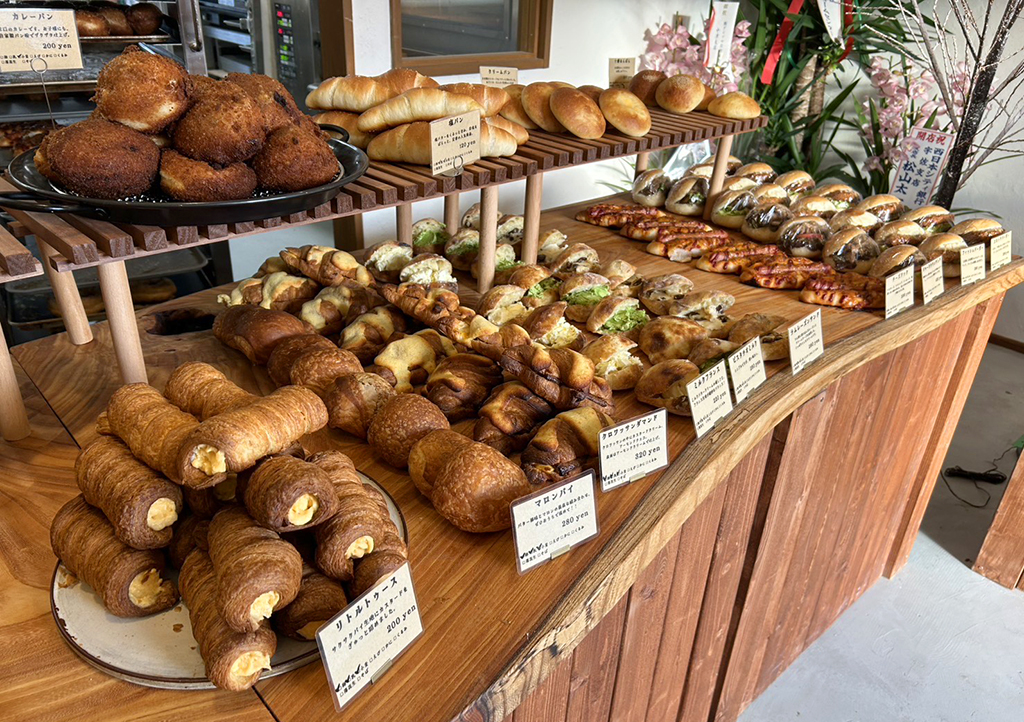 【中津市】『ダルマベーカリー』《パン編》人気の焼き立てパンを徹底紹介 – 12/6(土)新店舗移転オープン!