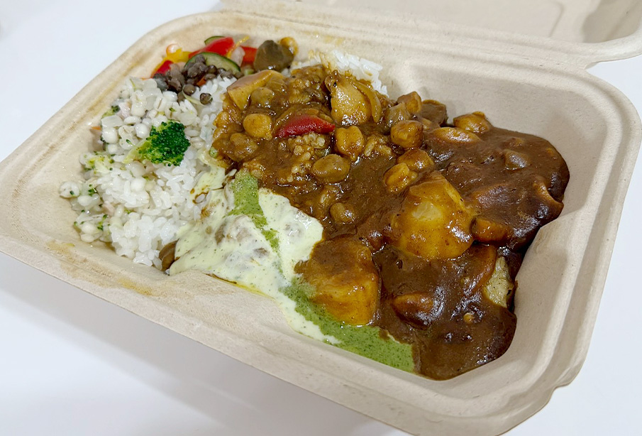 【中津市】『ラ・マンチャカレー店』フレンチシェフ仕込みの欧風カレーを届けるキッチンカー