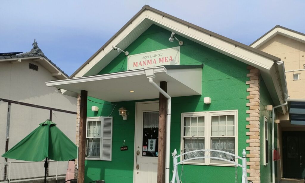 【宇佐市】『マンマミーア』で、季節限定のいちごパフェを堪能してきました♪