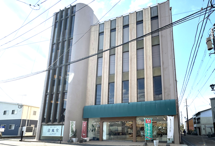 【中津市】『中津家具』中津から発信「本物」の家具。暮らしに、物語を。