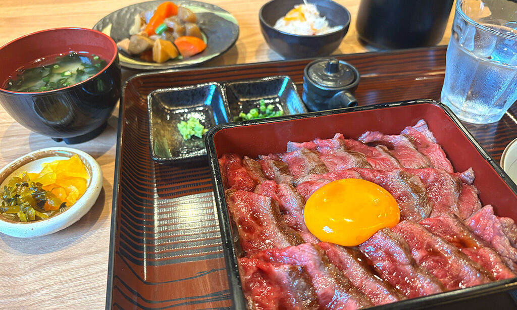 【中津市】『米と肉と魚 八輪』こだわりのお米と炭火で焼き上げる話題の新店を徹底紹介 ‐ 6/1(月)新店舗オープン!