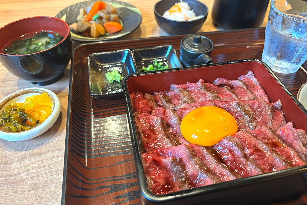【中津市】『米と肉と魚 八輪』こだわりのお米と炭火で焼き上げる話題の新店を徹底紹介 ‐ 6/1(月)新店舗オープン!